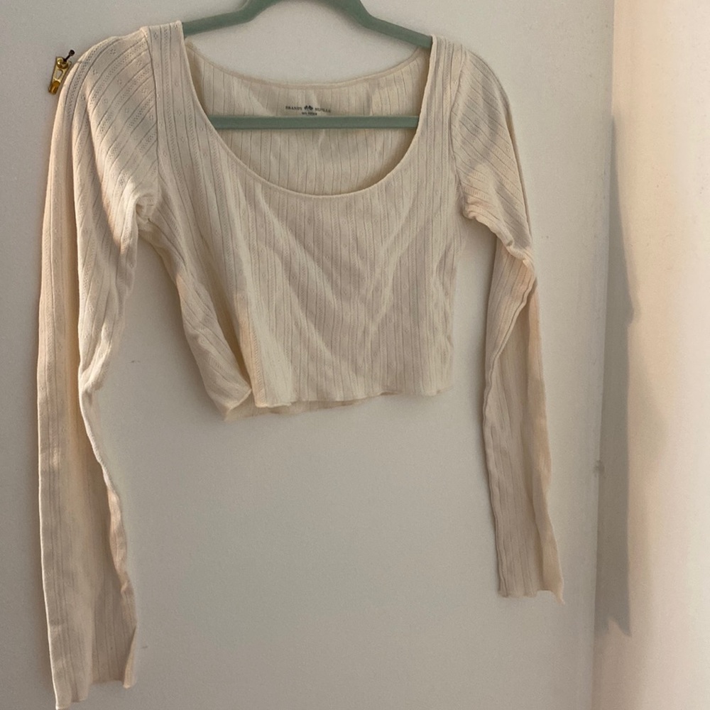 long sleeve brandy melville white top